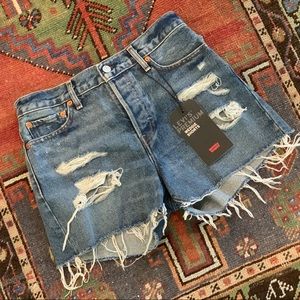 Levi’s Wedgie Jean Short